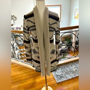 BB Dakota Southwestern Cardigan in Women's Size Medium-30% Wool